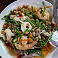 เมนูของร้าน ร้านอาหารรุ่งอรุณ