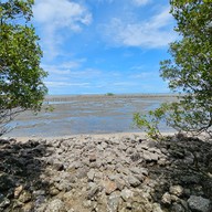 สะพานสายรุ้ง​ บ้านกาหลง