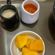 บ้านนม คาเฟ่ สันติธรรม