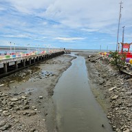 สะพานสายรุ้ง​ บ้านกาหลง