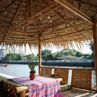 ร้านอาหารบ้านสุดซอย BAANSOODSOI RESTAURANT