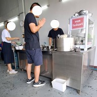 บรรยากาศ อยากกินเนื้อตุ๋น เจ้าเก่าหน้ากรมศุลฯ แพรกษา