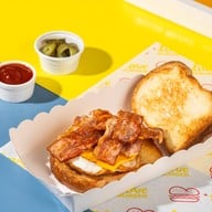 เมนูของร้าน Neighborhood Burger Sukhumvit26