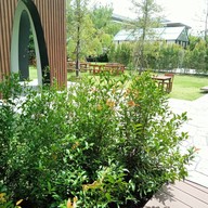 บรรยากาศ Take A Breath Cafe and Eatery