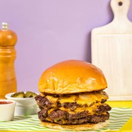 เมนูของร้าน Neighborhood Burger Sukhumvit26