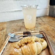 Pen Siri Coffee House