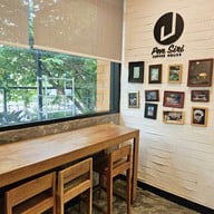 Pen Siri Coffee House