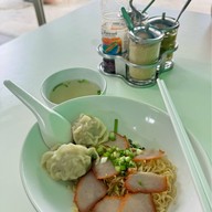 ซู่เฮี้ยงบะหมี่เกี๊ยวโต ปั๊มบางจาก
