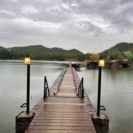 Inlaya Bar and Grill