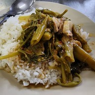 ครัวเรือนไม้