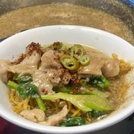 บอสราดหน้าหมูนุ่ม