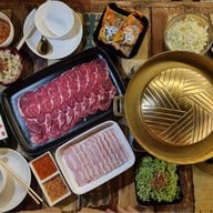 บ้านทองใบ