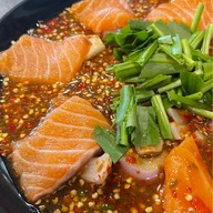 ยำ Bar Huahin Soi102