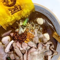 วัวกิว - ก๋วยเตี๋ยวเนื้อพ่นไฟ (Wuagyu) สาขา The Mall Bangkapi