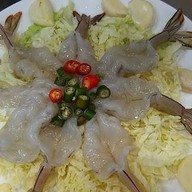 กนกซุปเปอร์ราดหน้า .