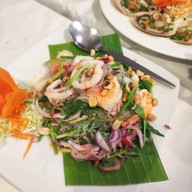 เมนูของร้าน ภูทะเล ซีฟู้ด เกาะช้าง