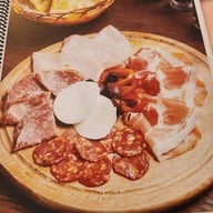 Pan Pan Italian Restaurant  เทพประสิทธ์