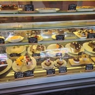 Pan Pan Italian Restaurant  เทพประสิทธ์