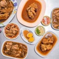 ขาหมูตีสาม สาขาเจริญกรุง25