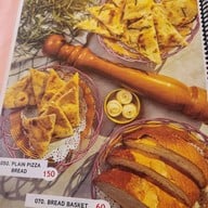 Pan Pan Italian Restaurant  เทพประสิทธ์