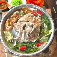 เจ๊นุชหมูกระทะอยุธยา