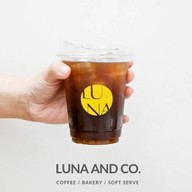 LUNA&CO. - Coffee&Soft Serve หน้าเมือง