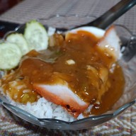 เมนูของร้าน บะหมี่เกี๊ยวหมูแดง ร้านข้าวหมูแดงประตูน้ำร้านลับ