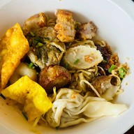 เพิ่มผล(๒๕๐๖)เส้นบะหมี่ไข่ทำเอง – ศรีสะเกษ
