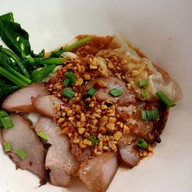 เมนูของร้าน โซ้ย บะหมี่เกี๊ยว & cafe’ -