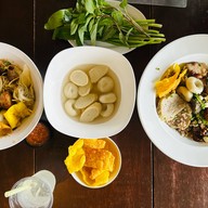 เพิ่มผล(๒๕๐๖)เส้นบะหมี่ไข่ทำเอง – ศรีสะเกษ