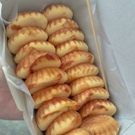 ขนมไข่เตาถ่านทุ่งสง หนองหว้า