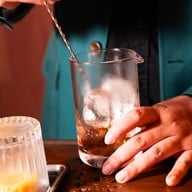 อมฤต •อะ•มะ•ริด• Amaris Cocktail Bar เอกมัย