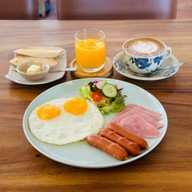 Lapin Cafe ร้านลาแปงคาเฟ่ ข่วงสิงห์