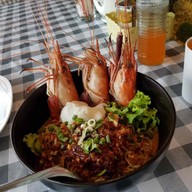 ก๋วยเตี๋ยวแพนด้า บ้านอุ๋ม2 ปากซอยวัดผาฯ