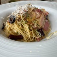 GalaHouse Bangsaen กาล่าเฮ้าส์ บางแสน