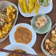 เมนูของร้าน ร้านลวกเส้น ลพบุรี