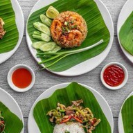 แซ่บซี๊ดจัดจ้าน&ส้มตำนัวลิ้น