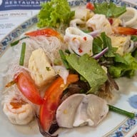 ถูกและดี Foodland IT Square