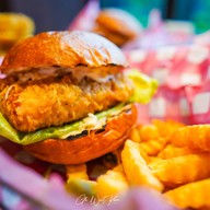 เมนูของร้าน Big Bite Burger BKK by Courtyard Marriott Suvarnabhumi Airport