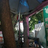 บรรยากาศ ก๋วยเตี๋ยวเดินดง สำนักงานใหญ่