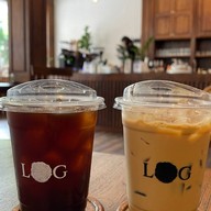 LOG Coffee & Teak Furniture