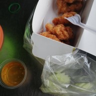 เมนูของร้าน ช.หอยทอดออส่วน ตลาดโต้รุ่ง องค์พระปฐมเจดีย์