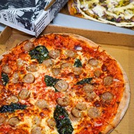 Da Bella Woofired Pizza