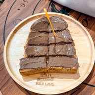 Thai-Denmark Milk Land สีลมคอมเพล็กซ์