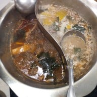 เมนู Shabubomb (ชาบู ข้าวหน้าเนื้อพ่นไฟ) ศาลายา พุทธมณฑลสาย5