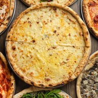 premium craft pizza บางนา