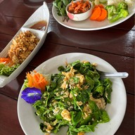 จั๊กจั่นซีฟู้ด