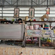 ส้มตำป้าหมอน (ศาลเจ้า)