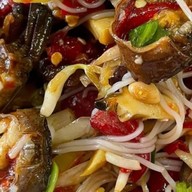 ลาบยโส จิ้มจุ่ม คอหมูย่าง ส้มตำ San two