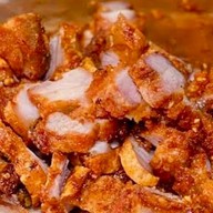 ข้าวหมูทอดน้ำปลารสเด็ด (สูตรคุณย่าเล็ก60ปี) รามคำเเหง12
